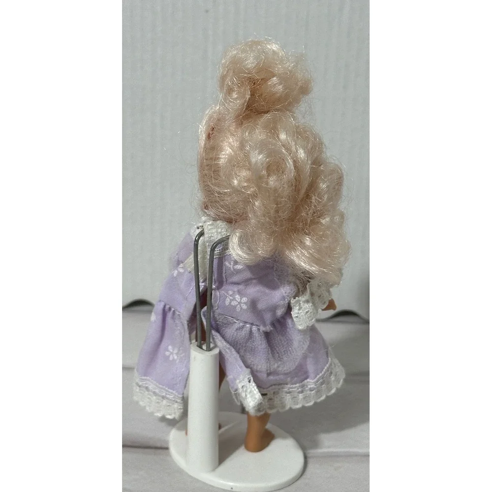 Vintage 1995‎ Kid Kore Small Blonde Doll Lavender Lace Dress 5 inch